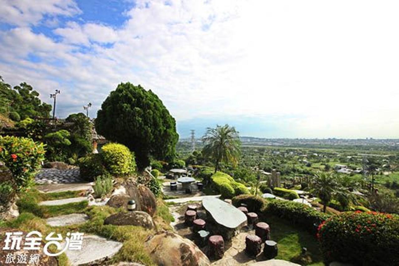 Mountain House Bed & Breakfast Shuiyuan Exterior photo