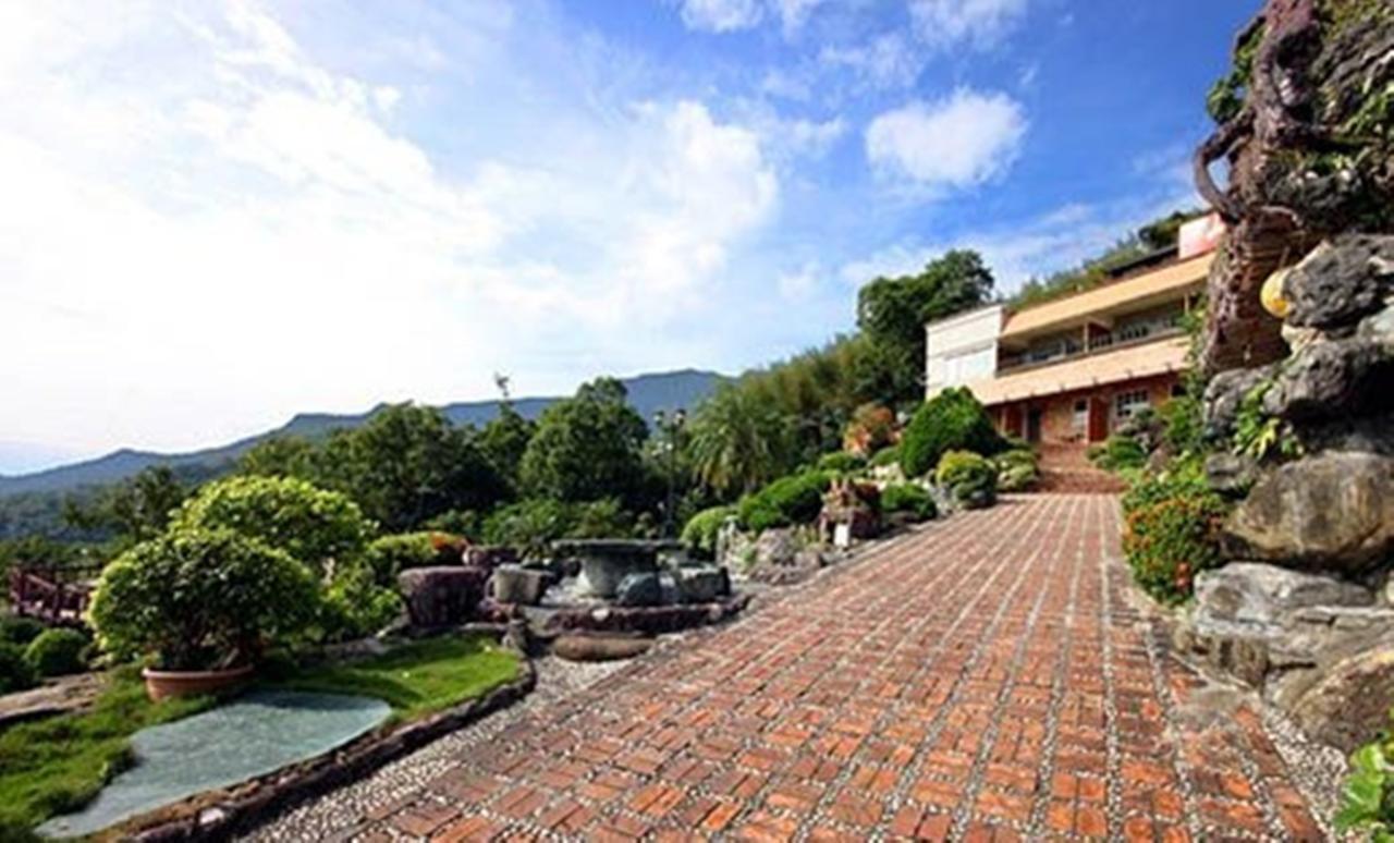 Mountain House Bed & Breakfast Shuiyuan Exterior photo
