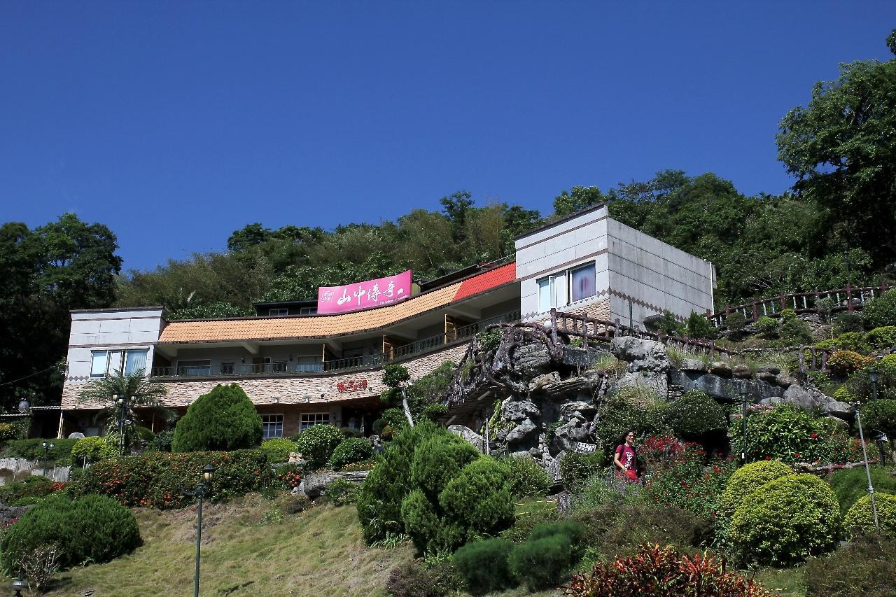 Mountain House Bed & Breakfast Shuiyuan Exterior photo